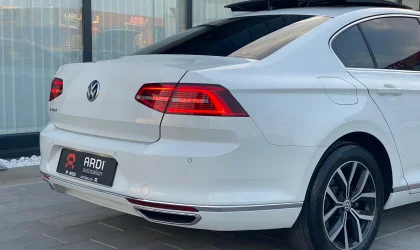 Volkswagen Passat  - 2018