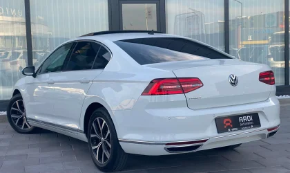 Volkswagen Passat  - 2018