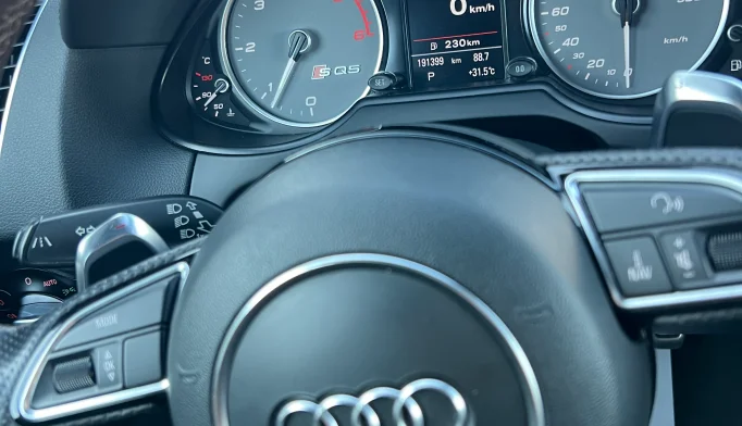 Audi SQ5  - 2015