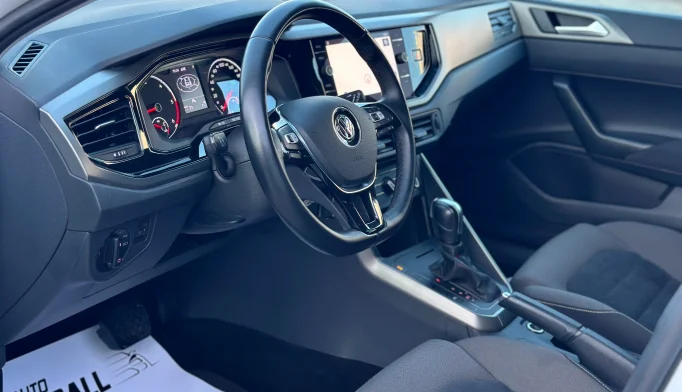 Volkswagen Polo  - 2020