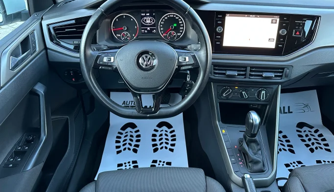 Volkswagen Polo  - 2020