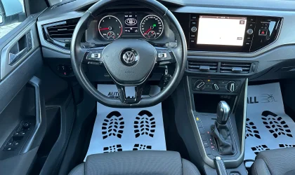 Volkswagen Polo  - 2020