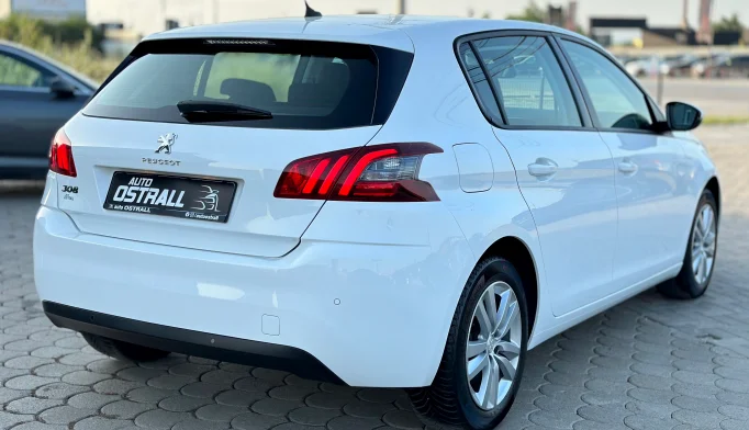 Peugeot 308  - 2020