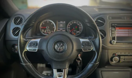 Volkswagen Tiguan  - 2014