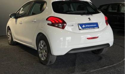 Peugeot 208  - 2018