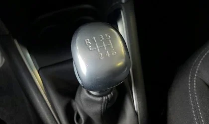 Peugeot 208  - 2018