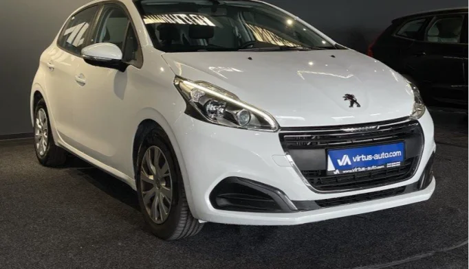 Peugeot 208  - 2018