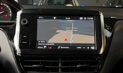 Peugeot 208  - 2018