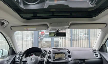 Volkswagen Tiguan  - 2015