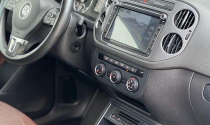 Volkswagen Tiguan  - 2015