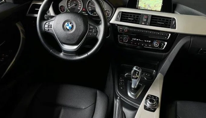 BMW 3 Series  - 2016