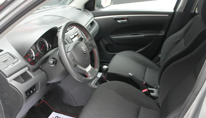 Suzuki Swift  - 2014