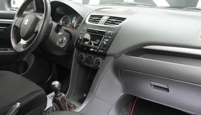 Suzuki Swift  - 2014