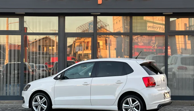 Volkswagen Polo  - 2014