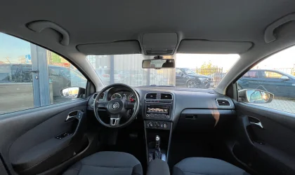 Volkswagen Polo  - 2014