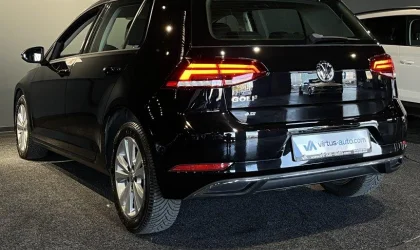 Volkswagen Golf  - 2018