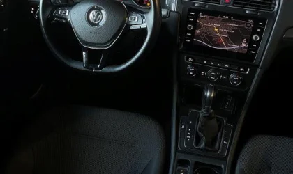 Volkswagen Golf  - 2018