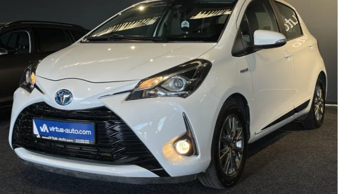 Toyota Yaris   - 2017