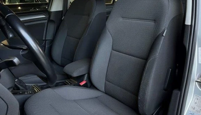 Volkswagen Golf  - 2018
