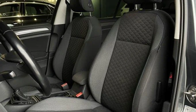 Volkswagen Golf  - 2019