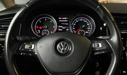 Volkswagen Golf  - 2019