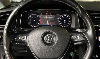 Volkswagen Golf  - 2019