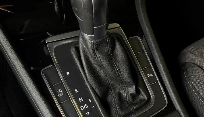 Volkswagen Golf  - 2019