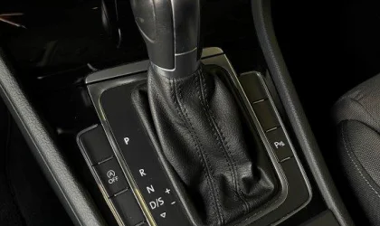 Volkswagen Golf  - 2019