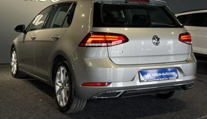 Volkswagen Golf  - 2019