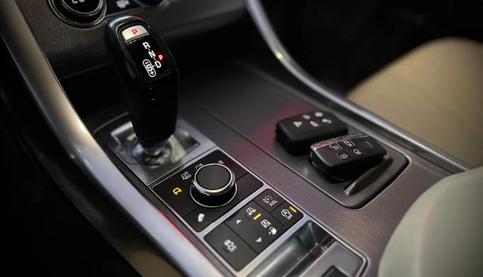 Land Rover Range Rover Sport  - 2015