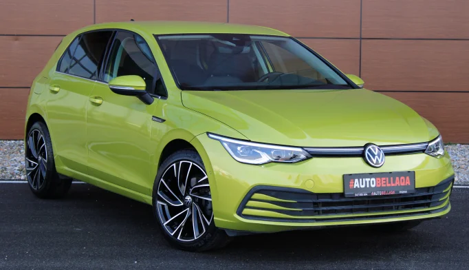 Volkswagen Golf 8  - 2021