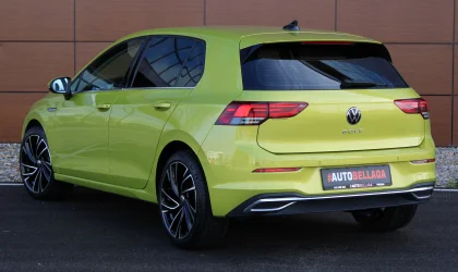 Volkswagen Golf 8  - 2021