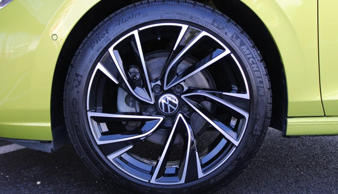 Volkswagen Golf 8  - 2021