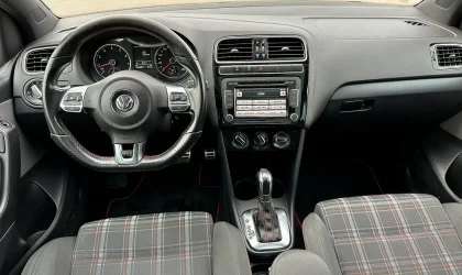 Volkswagen Polo  - 2013