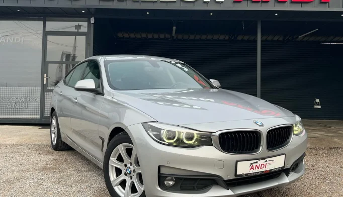 BMW 3 Series  - 2019