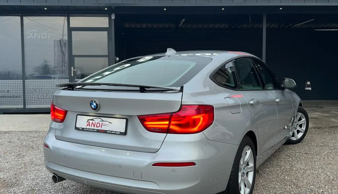 BMW 3 Series  - 2019