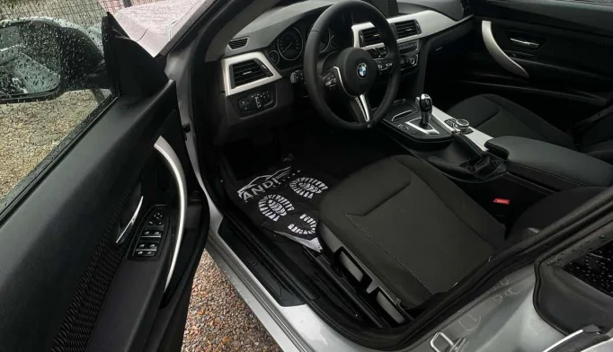 BMW 3 Series  - 2019