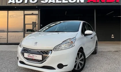 Peugeot 208  - 2013