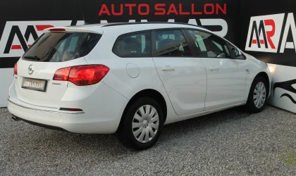 Opel Astra  - 2014