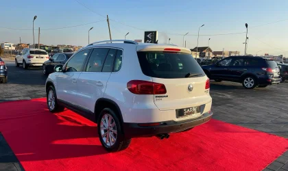 Volkswagen Tiguan  - 2014
