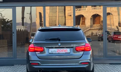 BMW 3 Series  - 2018