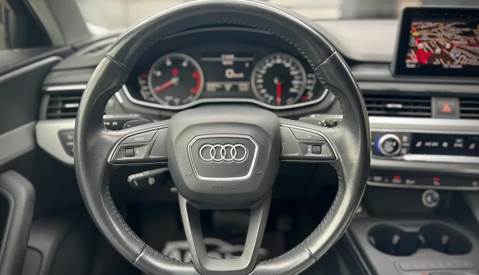 Audi A4  - 2017