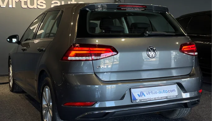 Volkswagen Golf  - 2018