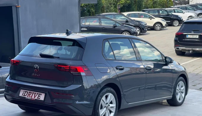 Volkswagen Golf 8  - 2020