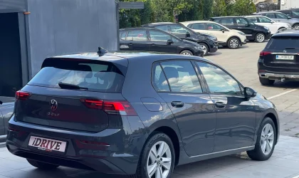 Volkswagen Golf 8  - 2020
