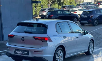 Volkswagen Golf 8  - 2020