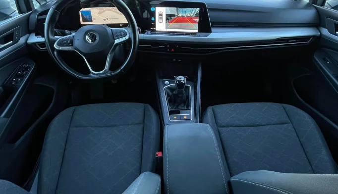 Volkswagen Golf 8  - 2020