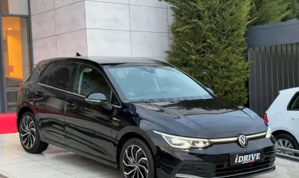 Volkswagen Golf  - 2020