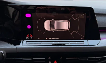 Volkswagen Golf  - 2020