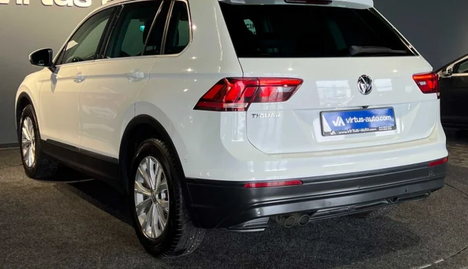 Volkswagen Tiguan  - 2020
